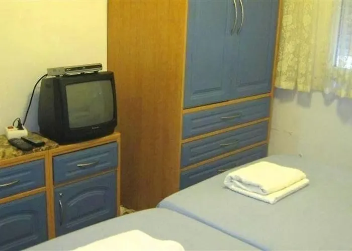 Iglesias Pensionat Zaragoza